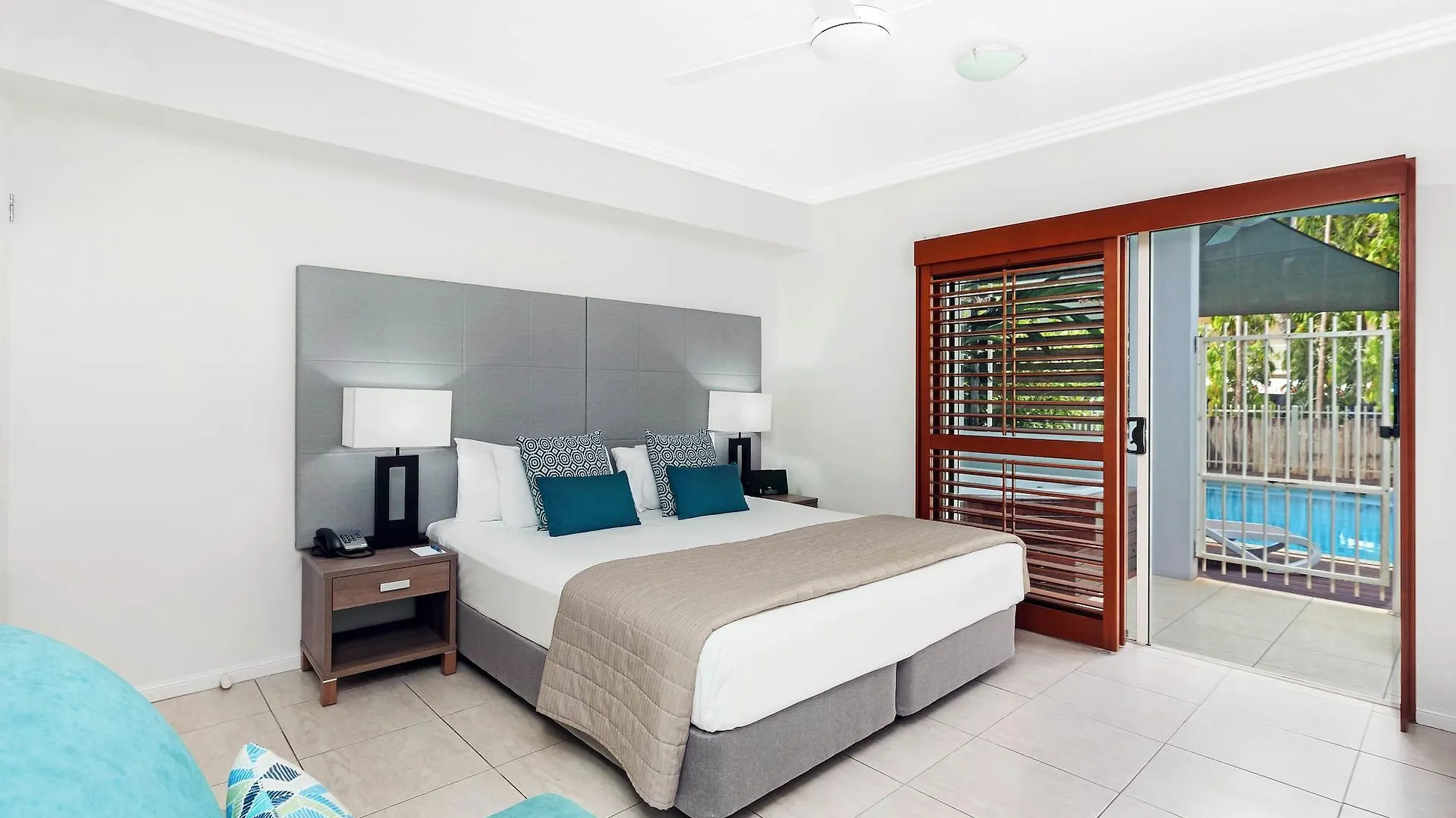 Aparthotel Mantra Aqueous On Port Port Douglas Australia