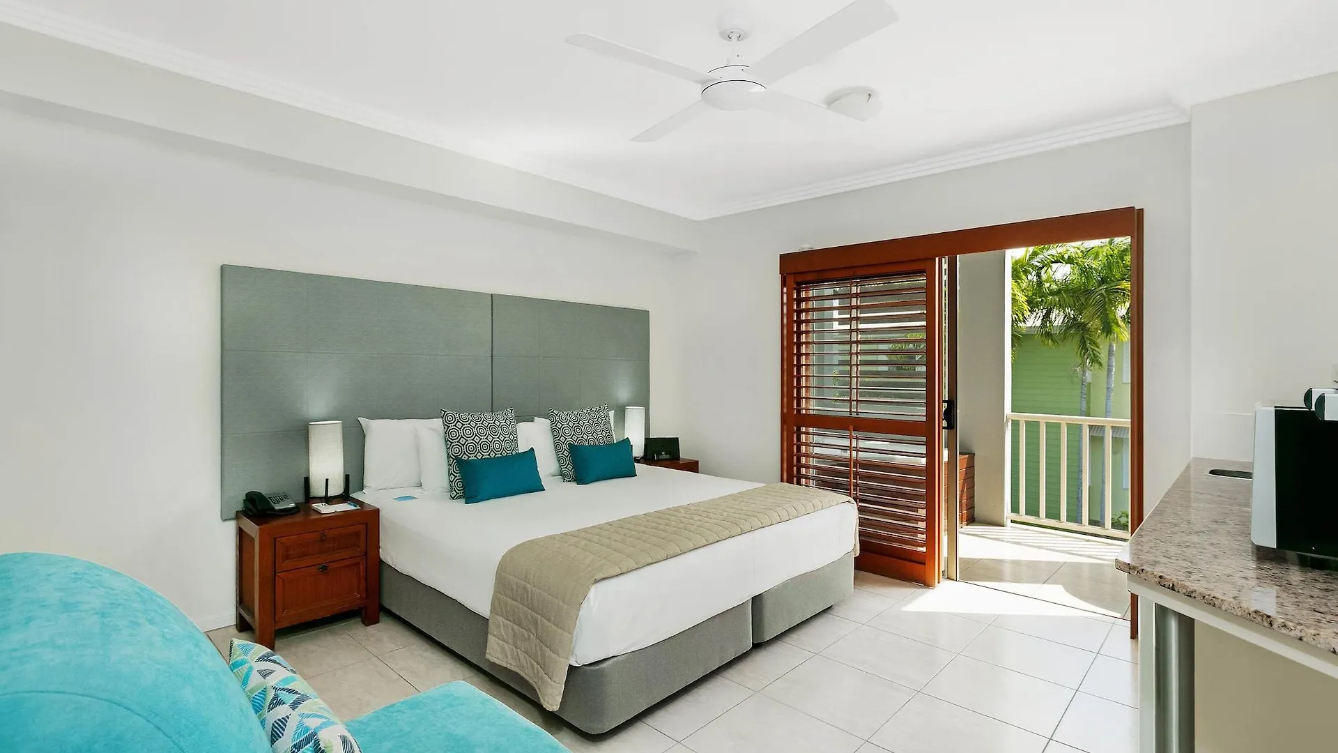Aparthotel Mantra Aqueous On Port Port Douglas