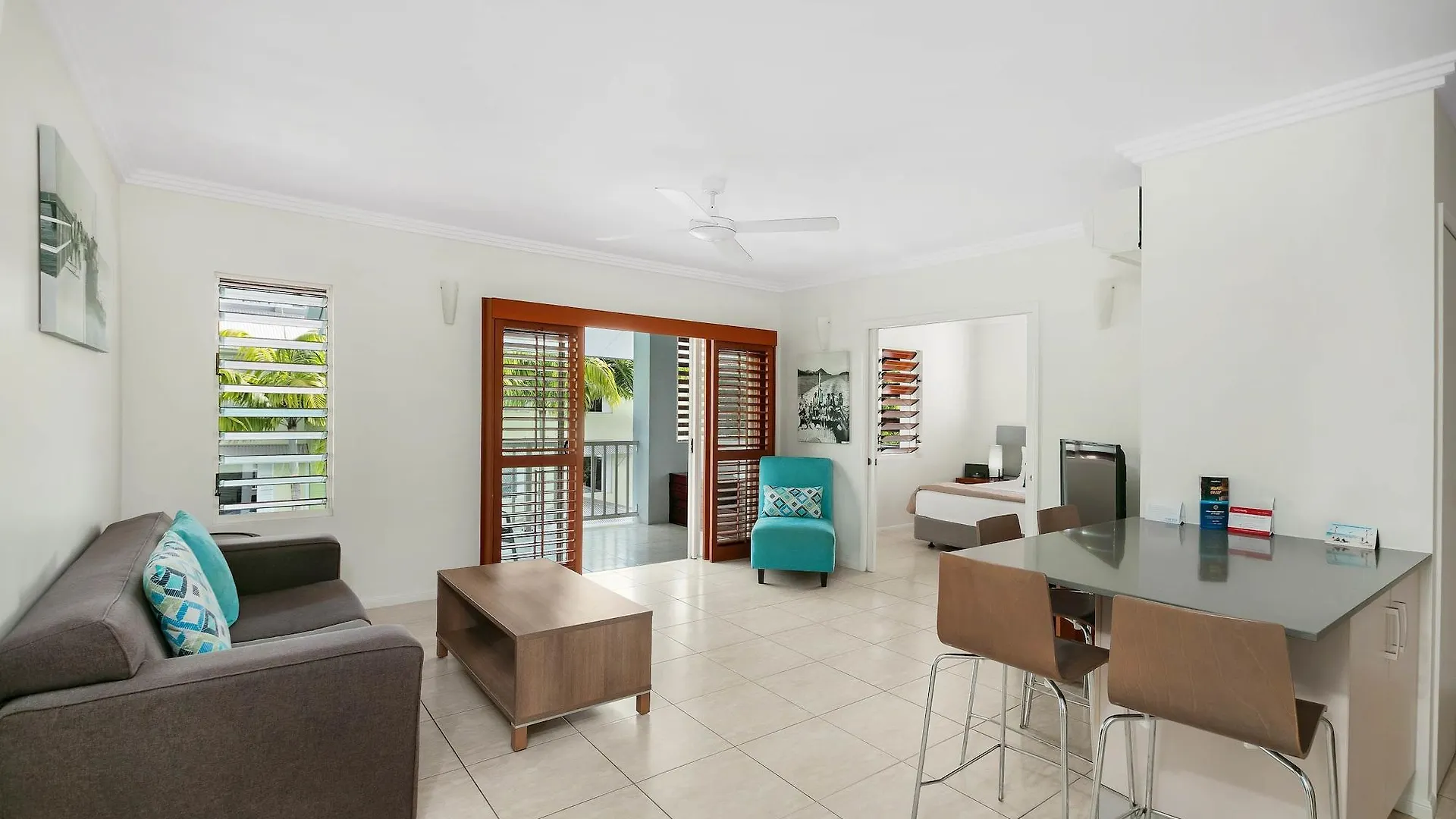 ****  Aparthotel Mantra Aqueous On Port Port Douglas Australia