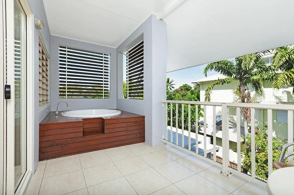 Aparthotel Mantra Aqueous On Port Port Douglas Australia