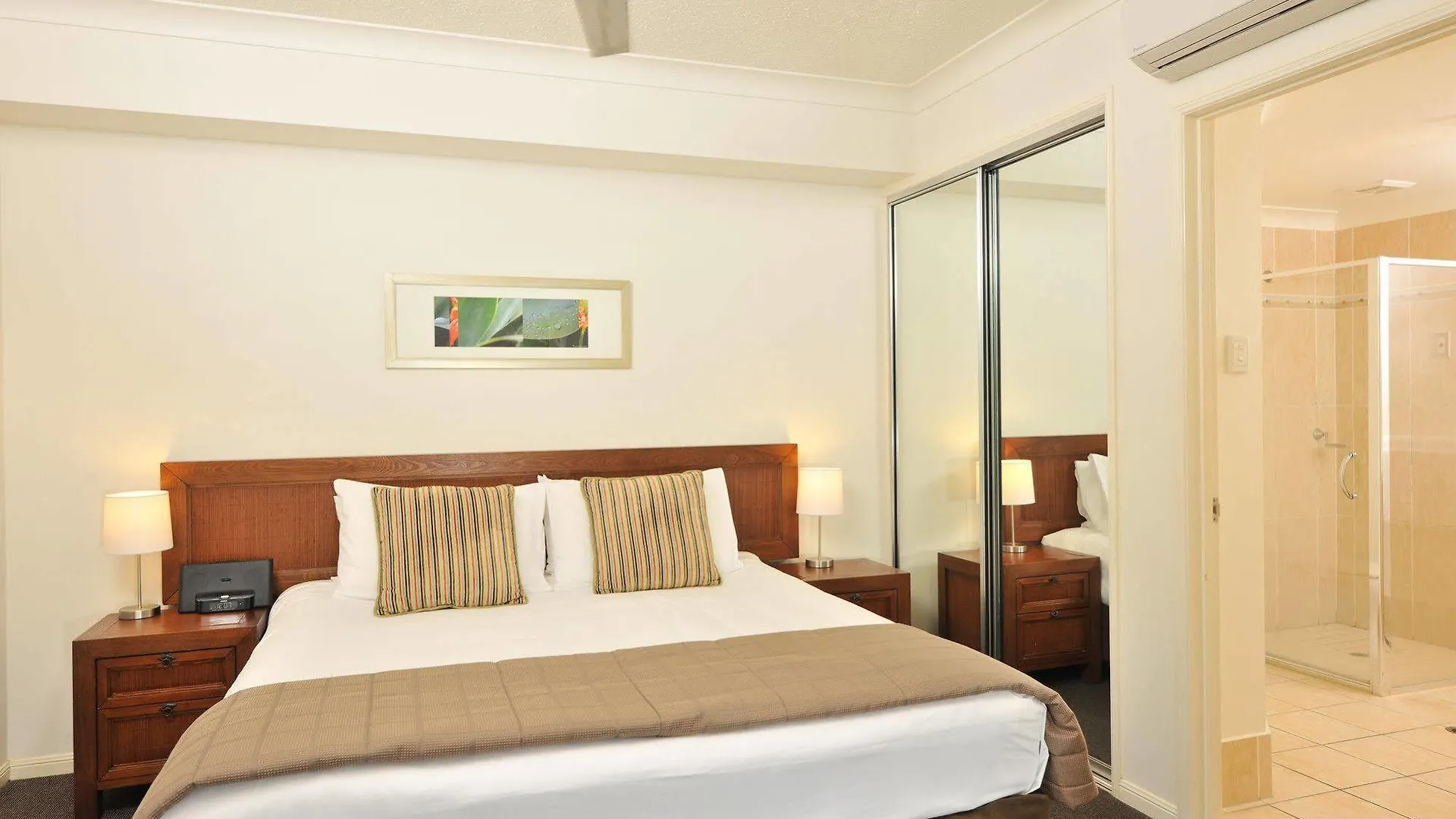 Aparthotel Mantra Aqueous On Port Port Douglas 4*,